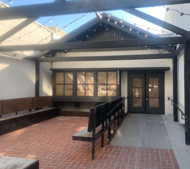 More Photos Of 1335 Pacific Ave, Santa Cruz Restaurant For Lease