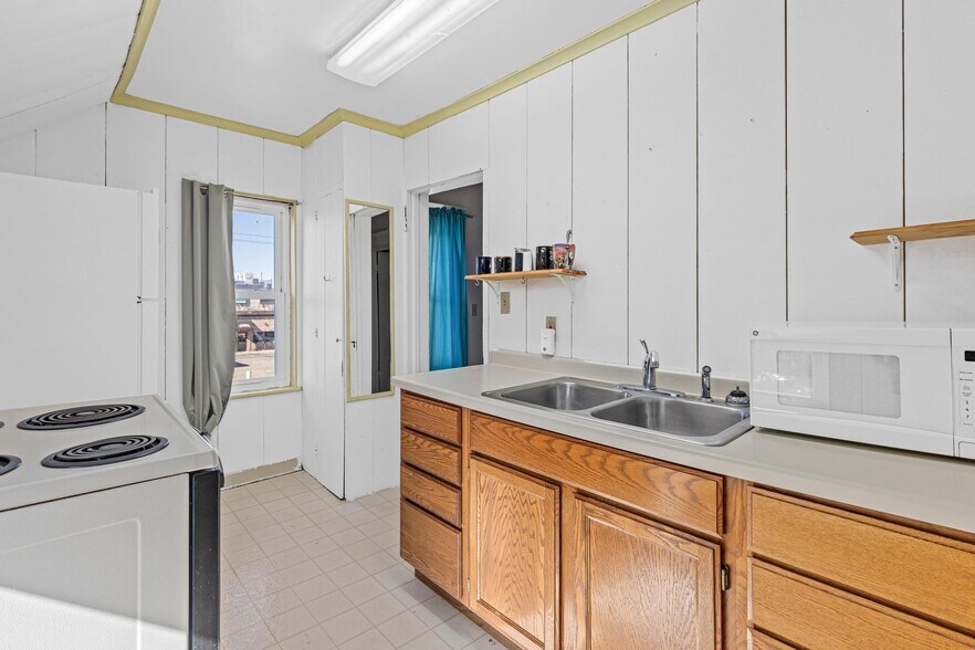 More Photos Of 227 S Arch Ave, New Richmond Office For Sale