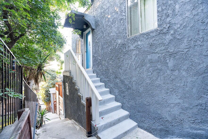 More Photos Of 834 Laguna Ave, Los Angeles Apartments For Sale