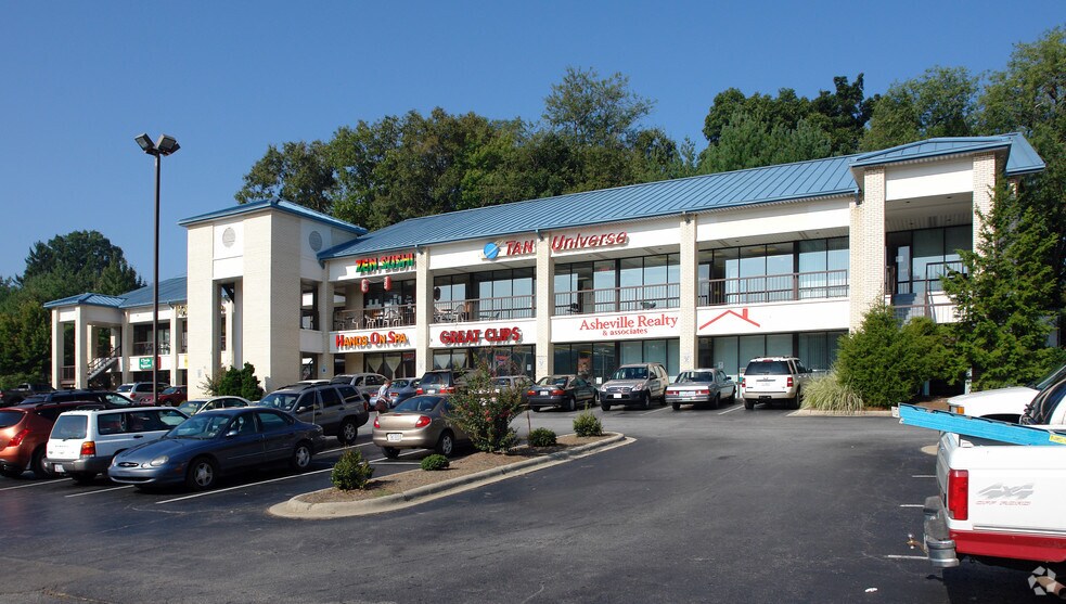 More Photos Of 640 Merrimon Ave, Asheville Unknown For Lease