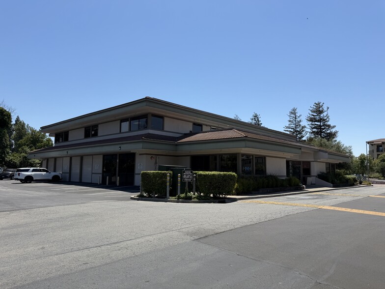 More Photos Of 1570 Oakland Rd, San Jose Research And Development For Sale
