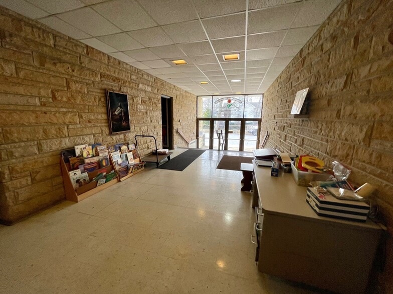 More Photos Of 804 S Purdum St, Kokomo Schools For Sale