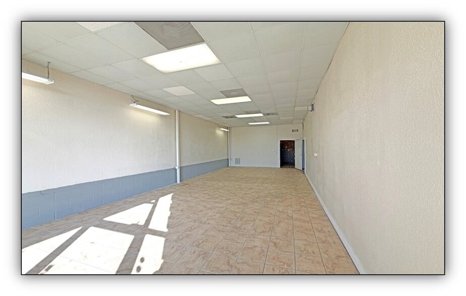 More Photos Of 1709 Mlk Jr Blvd, Gainesville Light Distribution For Lease