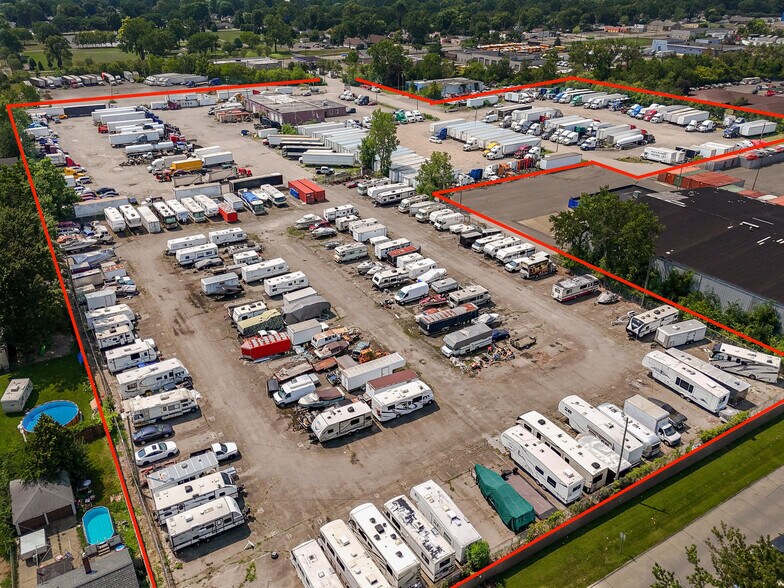More Photos Of 26380 Van Born Rd, Dearborn Heights Truck Terminal For Sale