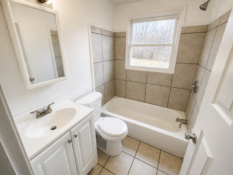More Photos Of 311 Marathon Ave, Dayton Apartments For Sale