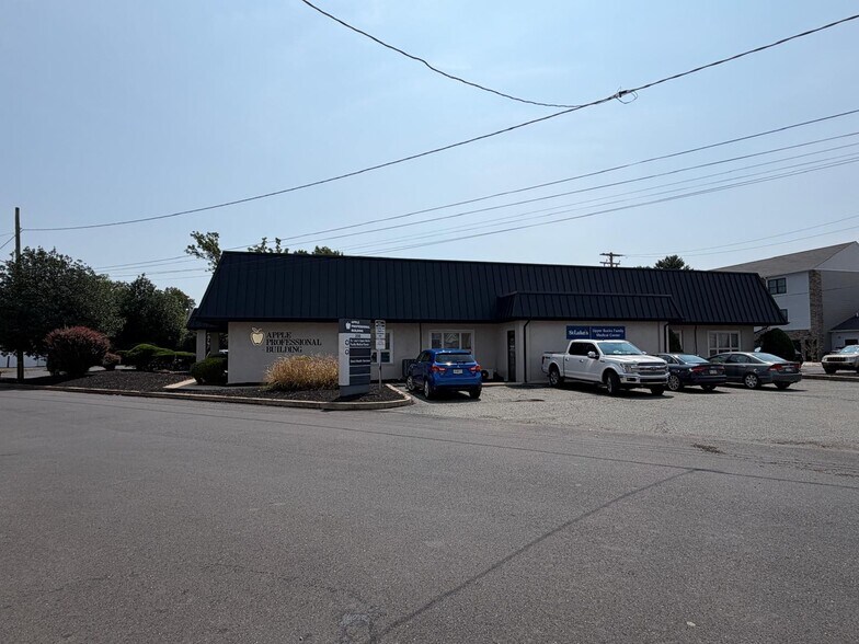 Primary Photo Of 200 Apple St, Quakertown Medical For Lease