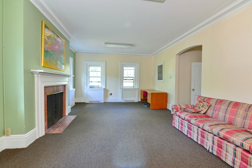 More Photos Of 1265 Asylum Ave, Hartford Lodge Meeting Hall For Lease