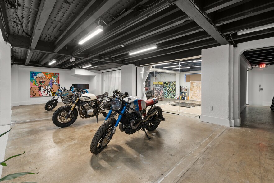 More Photos Of 2041-2045 NW 1st Ave, Miami Light Manufacturing For Lease