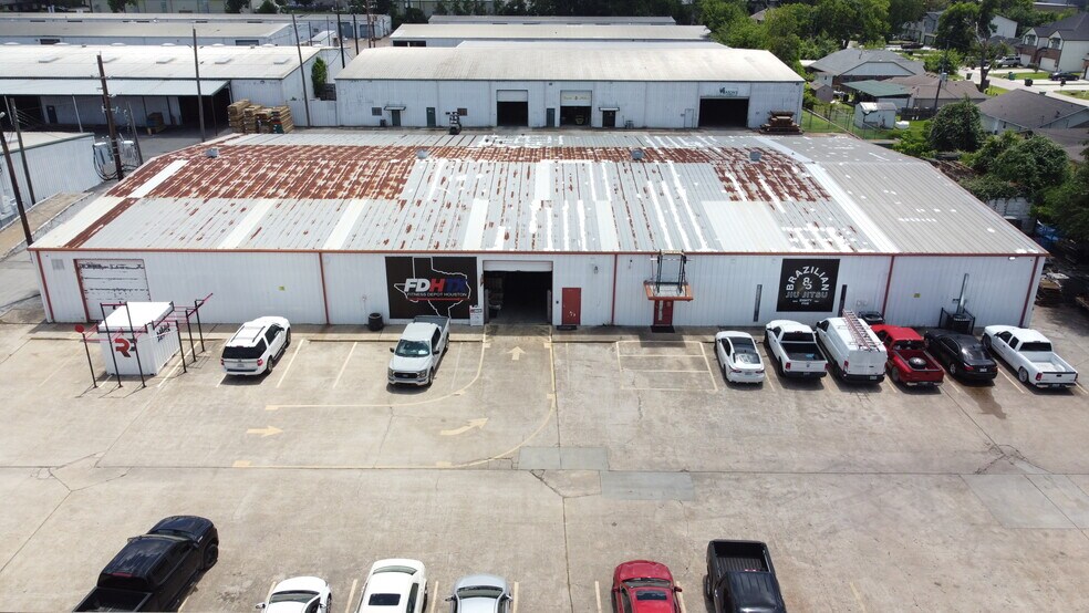 More Photos Of 9881 Tanner Rd, Houston Warehouse For Sale