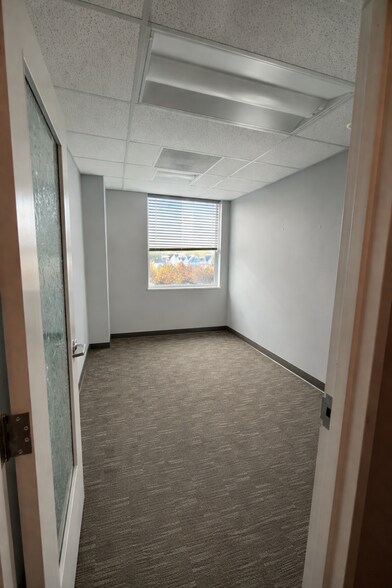 More Photos Of 757 Frederick Rd, Catonsville Medical For Lease