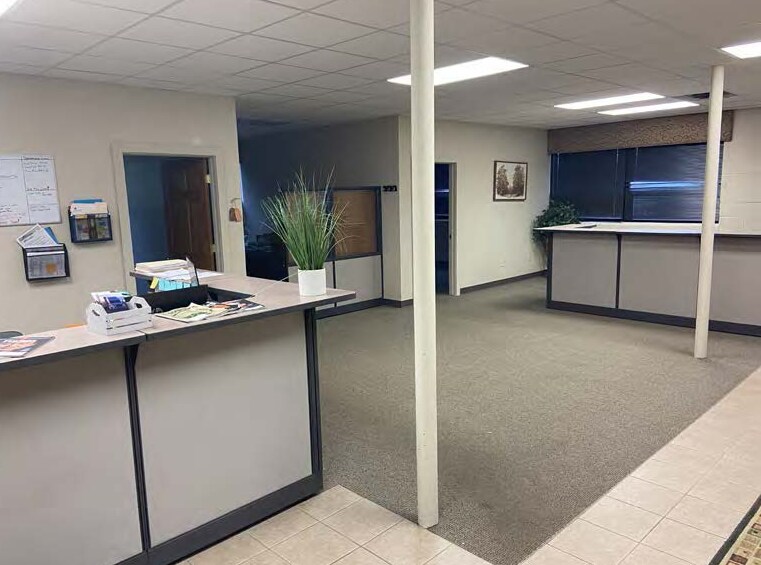 More Photos Of 5155 Telegraph Rd, Toledo Warehouse For Sale