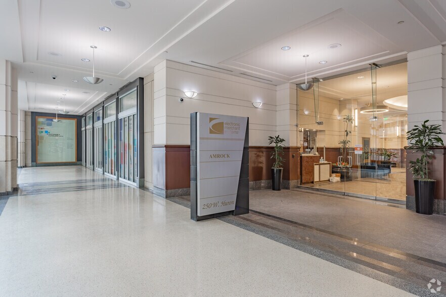 More Photos Of 250 W Huron Rd, Cleveland Office For Lease