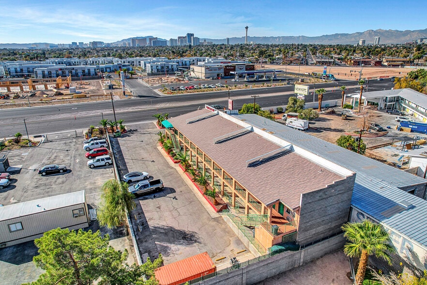 More Photos Of 2855 Fremont St, Las Vegas Hotel For Sale