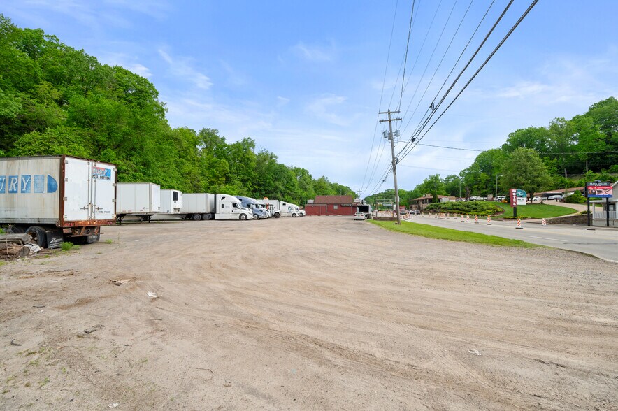 More Photos Of 1206 Route 51, Jefferson Hills Restaurant For Sale