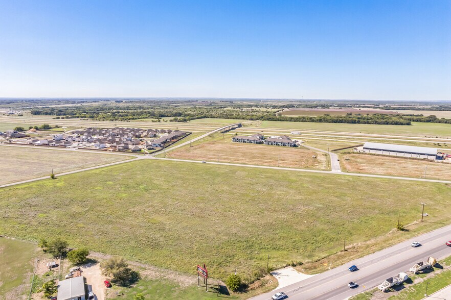 More Photos Of 2100 San Antonio Street, Lockhart Land For Sale