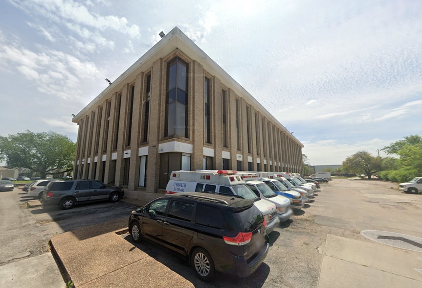 More Photos Of 7400 Harwin Dr, Houston Office For Sale