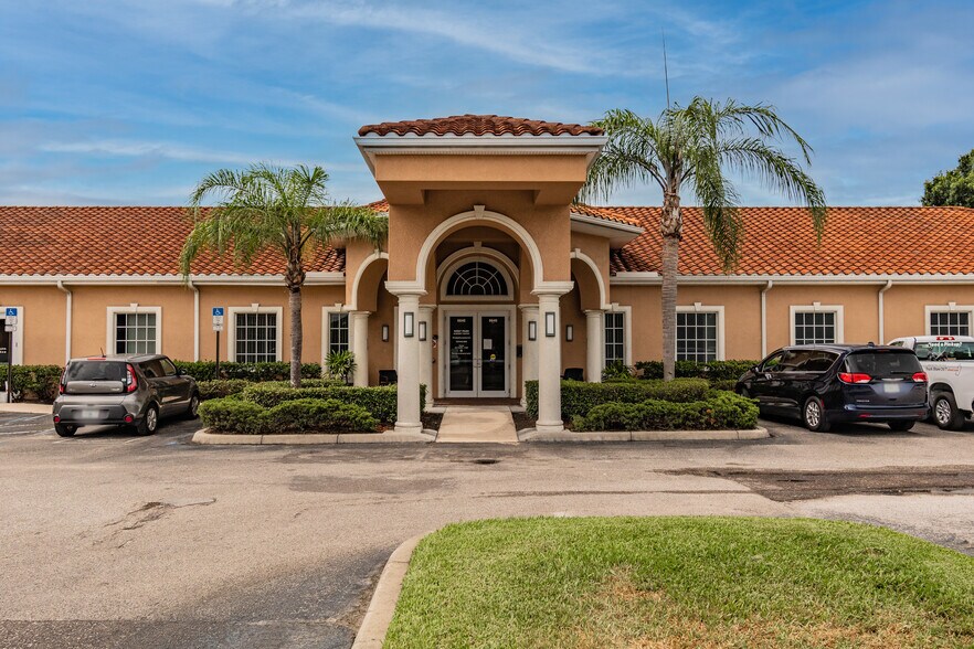 More Photos Of 6640 78th Ave N, Pinellas Park Medical For Sale