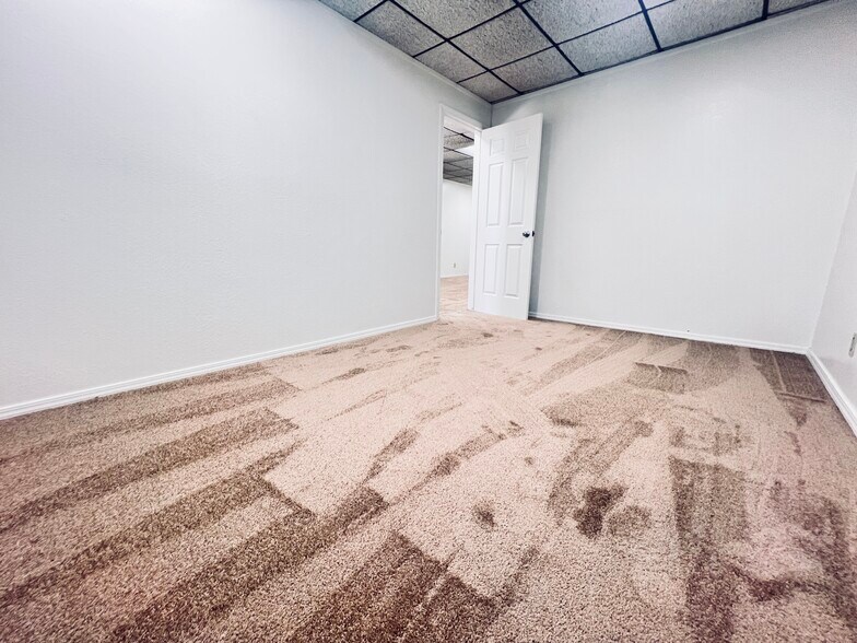 More Photos Of 365 Broadway, El Cajon Office For Lease