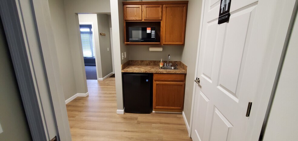 More Photos Of 6900 Houston Rd, Florence Office Residential For Lease