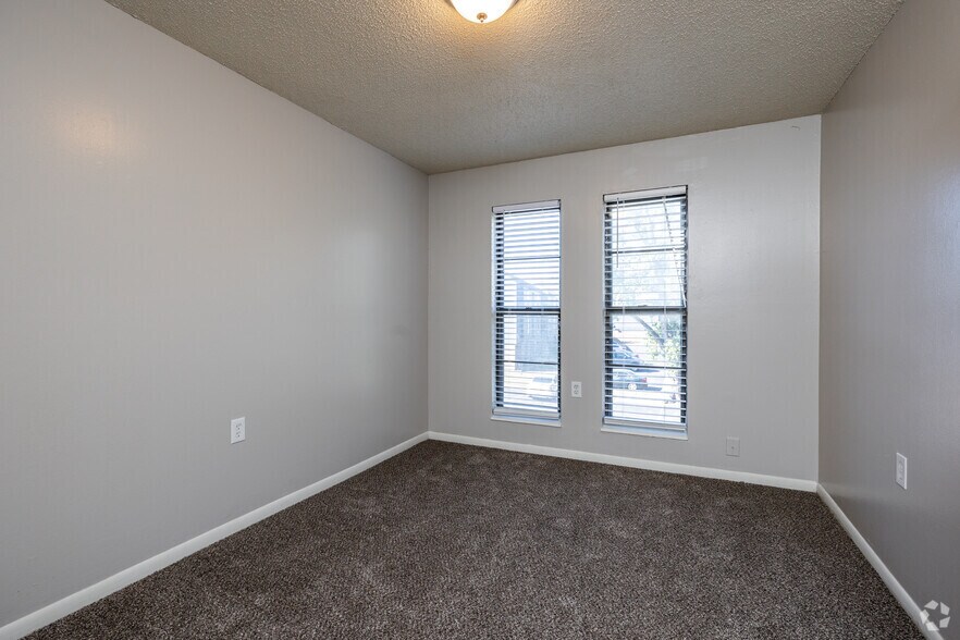 More Photos Of 13900 Grandboro Ln, Grandview Apartments For Sale