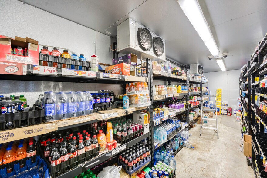 More Photos Of 1790 Mill St, Reno Service Station For Sale