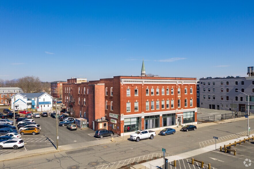 More Photos Of 42 Summer St, Pittsfield Medical For Sale