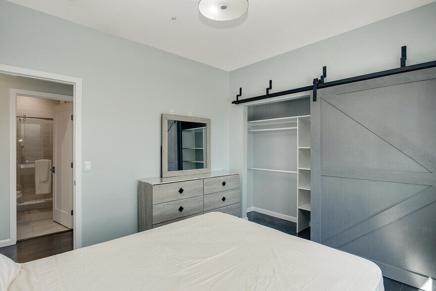 More Photos Of 5411 Lauretta St, San Diego Multifamily For Sale