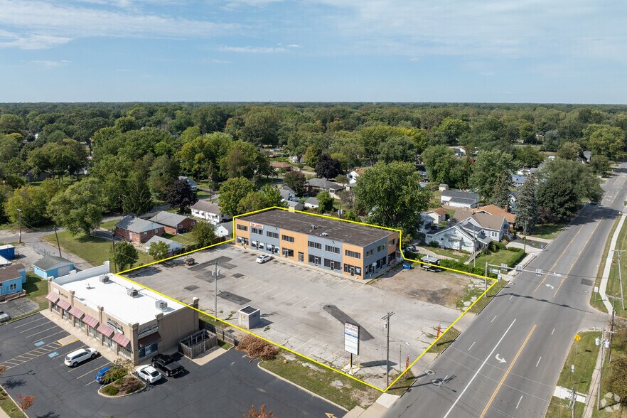 More Photos Of 5825 Jackman Rd, Toledo Freestanding For Sale