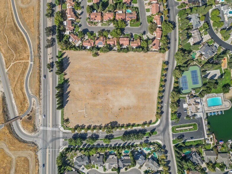 More Photos Of 480 Lakeview Dr, Fresno Land For Sale