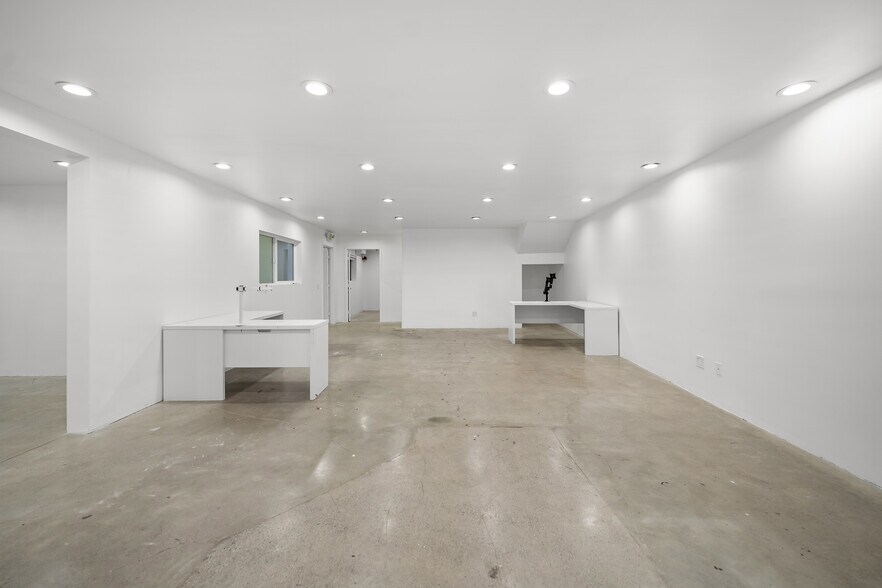More Photos Of 1507 Essex St, Los Angeles Warehouse For Sale