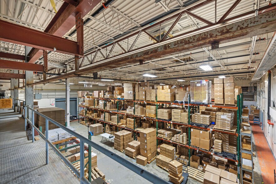 More Photos Of 890 East St, Tewksbury Light Manufacturing For Sale