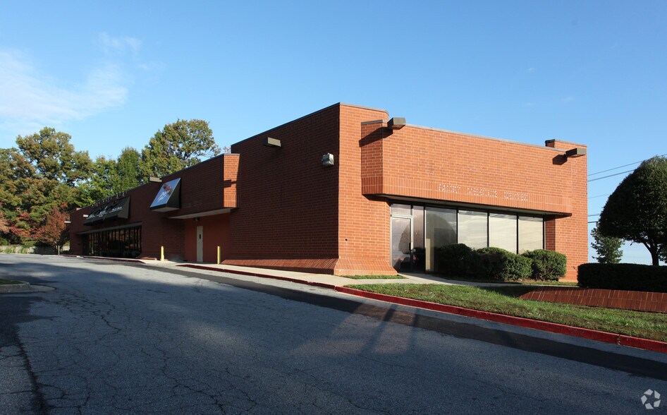 More Photos Of 2244 Henderson Mill Rd NE, Atlanta Medical For Lease