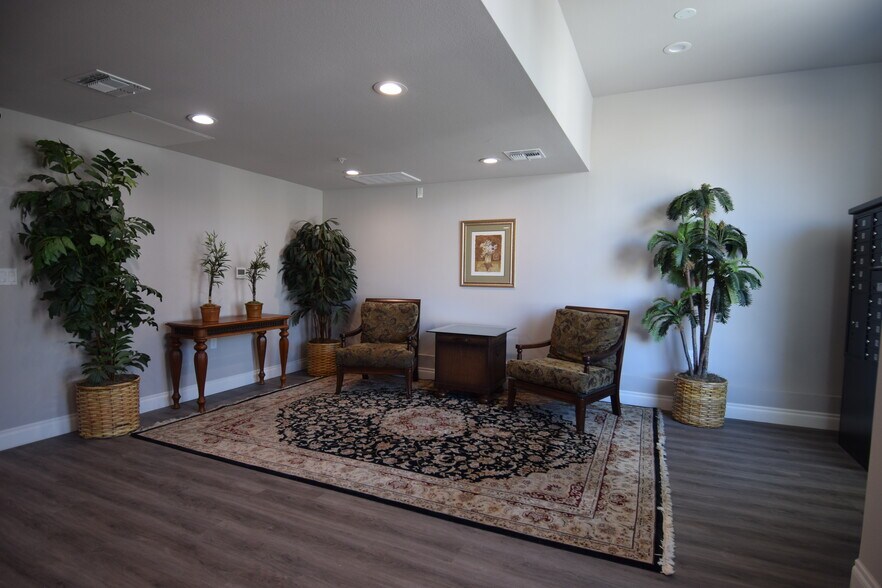 More Photos Of 93 S 2nd St, Rio Vista Apartments For Sale