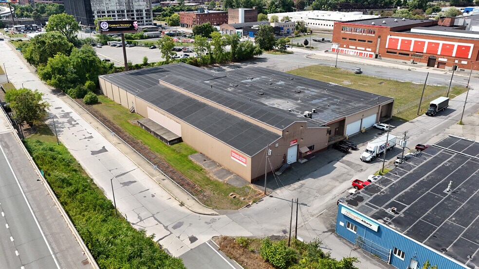 More Photos Of 10 N Ferry St, Albany Warehouse For Sale