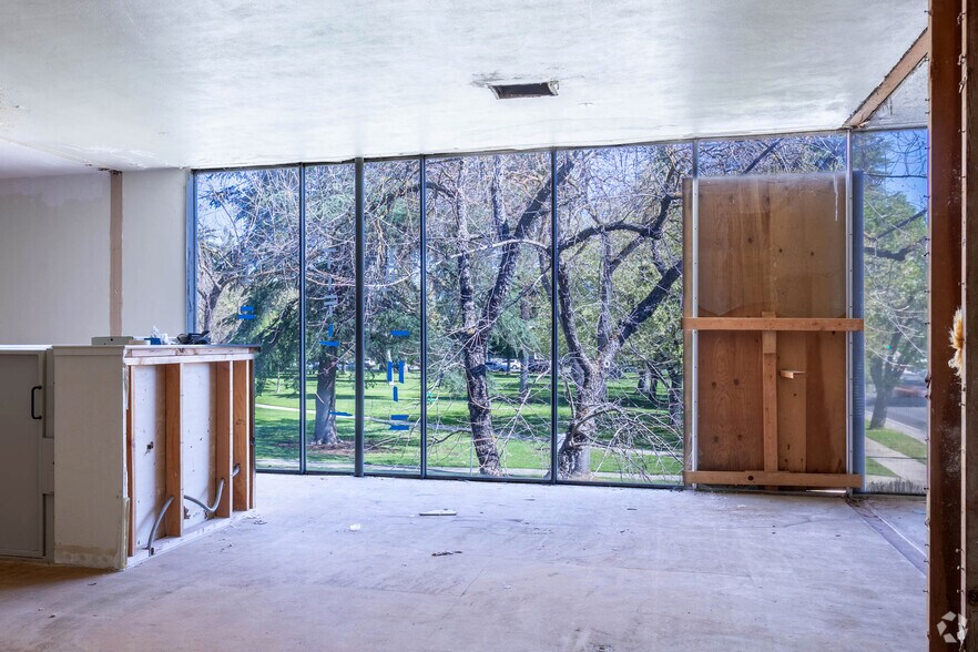 More Photos Of 602 W 20th St, Merced Medical For Lease