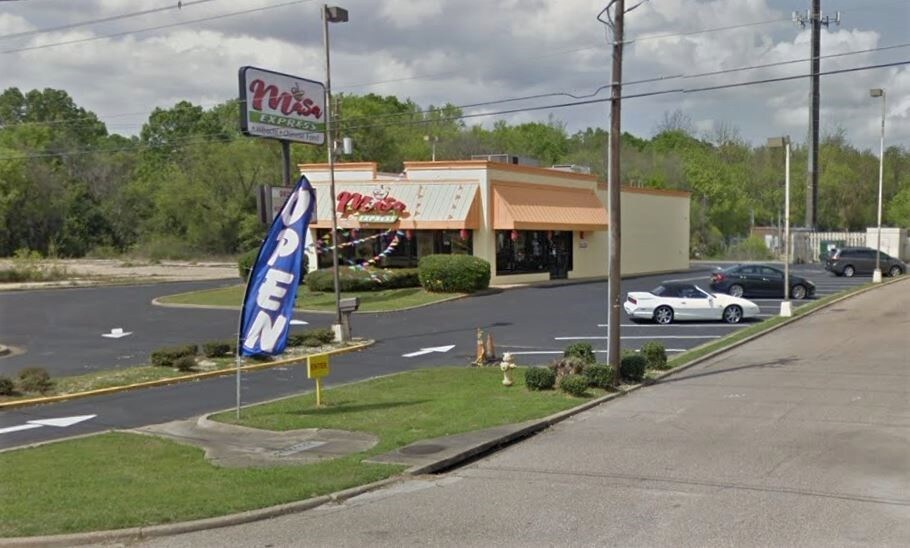 More Photos Of 2217 E South Blvd, Montgomery Fast Food For Lease