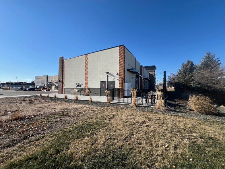 More Photos Of 849 Rising Sun Dr, Nampa General Retail For Sale