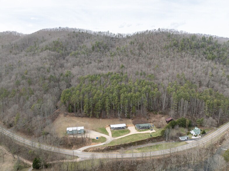 More Photos Of 6672 Roan Creek Rd, Butler Apartments For Sale