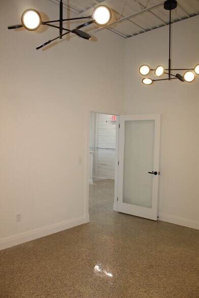 More Photos Of 117 W Main St, Coldwater Office For Lease