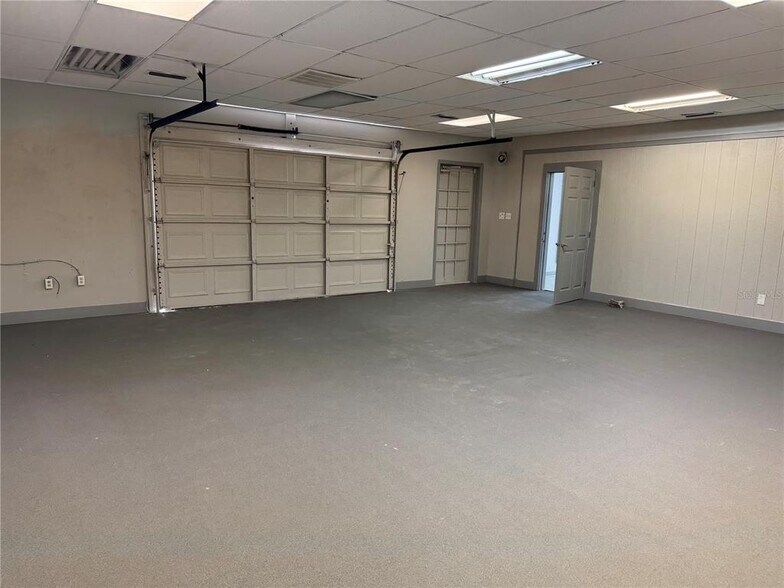 More Photos Of 9501 N Nebraska Ave, Tampa Freestanding For Sale