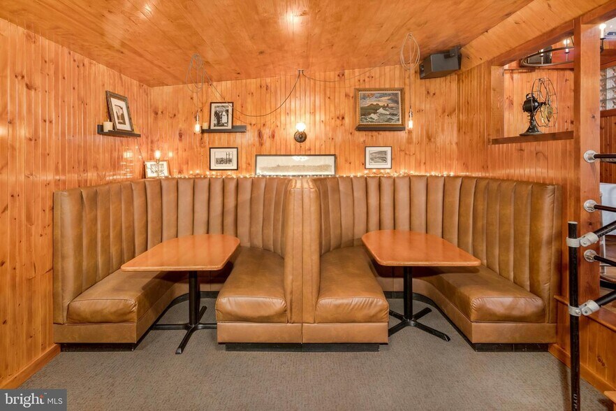 More Photos Of 1821 River Rd, Upper Black Eddy Restaurant For Sale