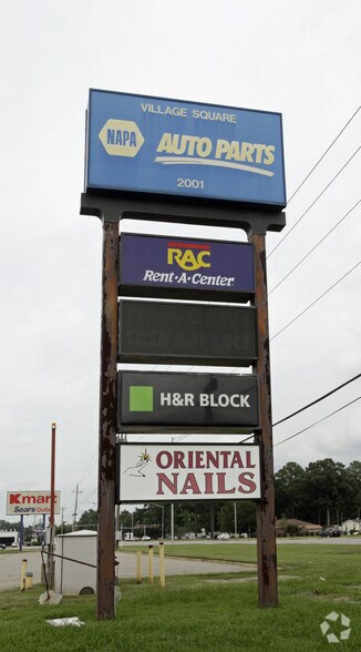 More Photos Of 2001 S Military Hwy, Chesapeake Storefront For Lease