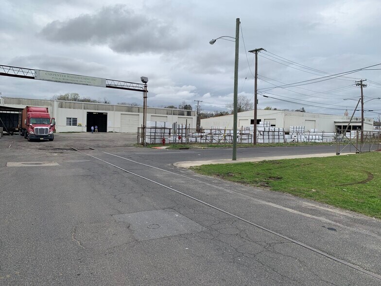 More Photos Of 1 Glass St, Bridgeton Warehouse For Lease