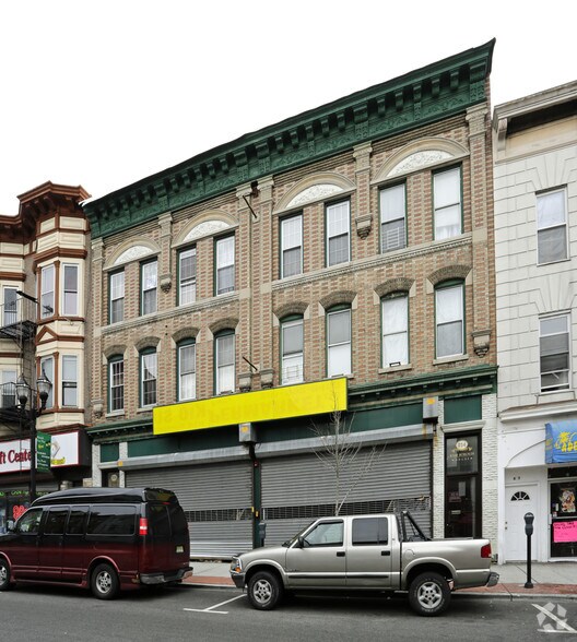 More Photos Of 814-816 Summit Ave, Union City Apartments For Sale