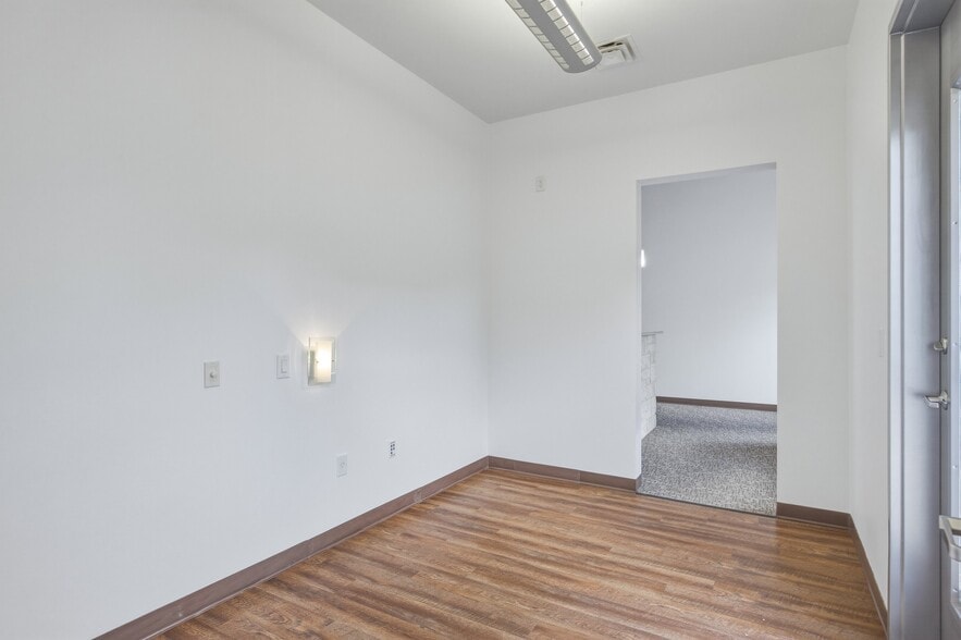 More Photos Of 12171 W Parmer Ln, Cedar Park Medical For Lease