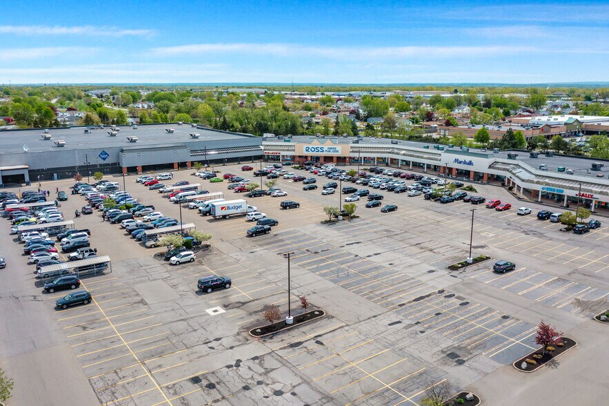 More Photos Of 3733-3735 Union Rd, Cheektowaga Unknown For Lease