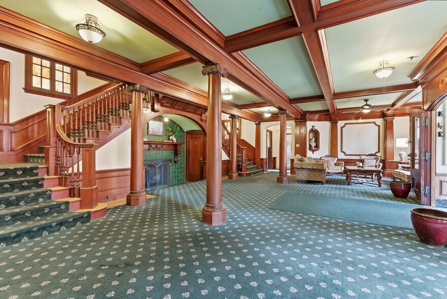 More Photos Of 507 S Howard St, Spokane Apartments For Sale