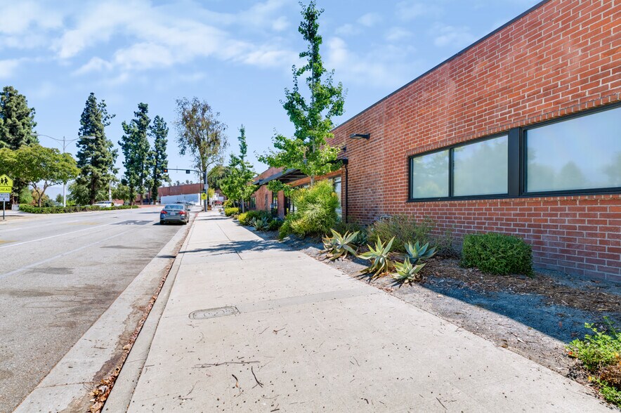 More Photos Of 161 Pasadena Ave, South Pasadena Loft Creative Space For Lease