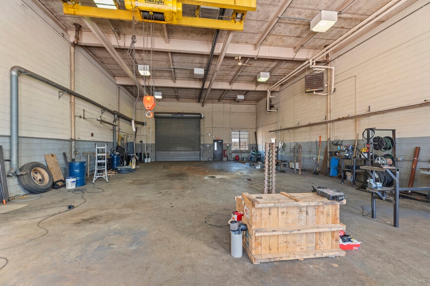 More Photos Of 251 Freestone Ave, Portland Manufacturing For Sale