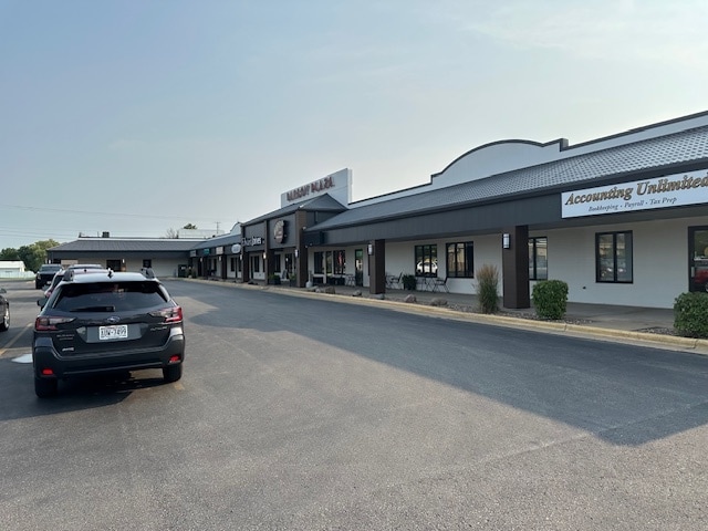 Primary Photo Of W5669 County Road KK, Appleton Storefront Retail Office For Lease